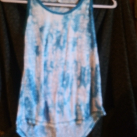 Tanktop - Picture 2 of 2